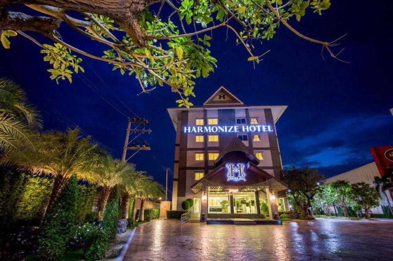 Harmonize Hotel- Sha Extra Plus Chiang Mai Exterior foto